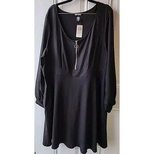 Hot Topic Skater Sheer Sleeves Black plus size 3 New With Tags 3X